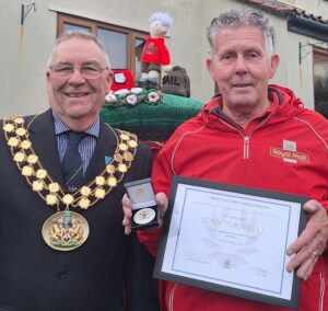 Photo of local Postie Tony Turnbull and Mayor Councillor Neil Collinson